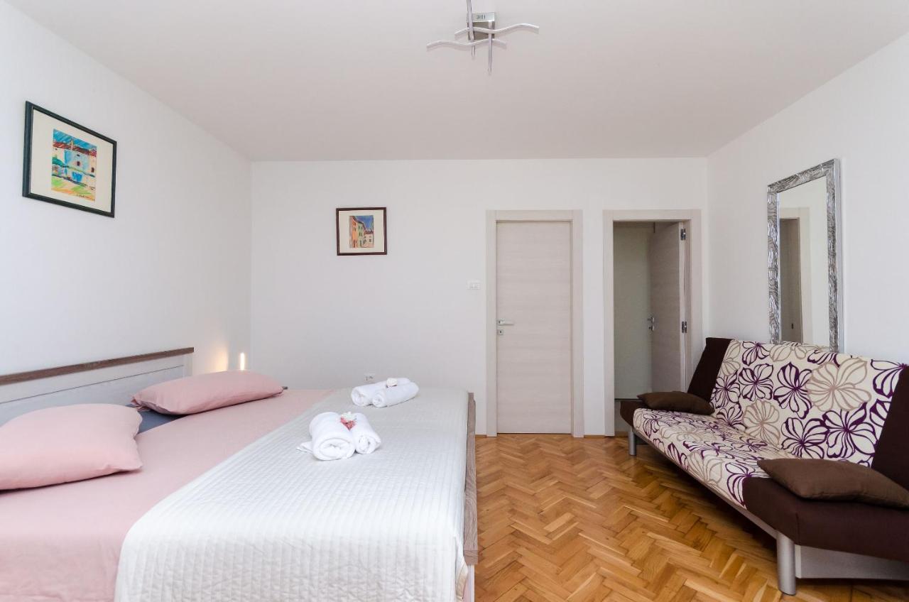 Apartment Zdenko Rovinj Exterior photo